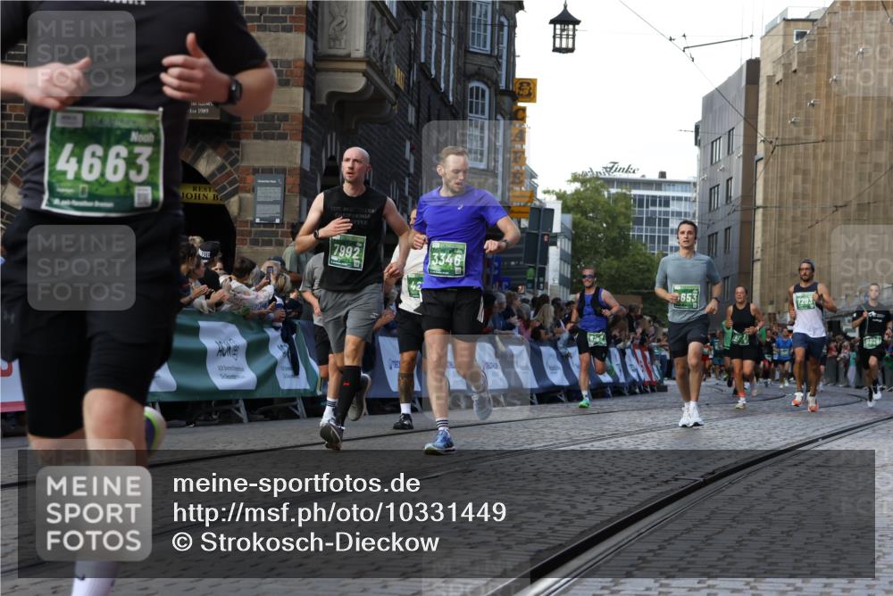 13.09.2026 - 21. swb-Marathon Bremen Strokosch-Dieckow http://msf.ph/oto/10331449 13.09.2026 13:15:29 Ziel 1510, 1664, 2383, 3357, 3504, 3717, 3743, 4111, 4382, 4992, 5003, 5149, 5294, 5298, 5385, 5417, 6351, 6521, 6717, 6773, 6902, 7190, 7432, 7497, 7515, 7717, 7730, 8238, 9253, 9338, 9363, 9483, 13137, 13139, 1033, 1445, 3346, 3536, 3836, 3991, 4212, 4573, 4653, 5533, 5588, 6162, 6515, 7203, 7992, 9029, 9391, 9475, 9777, 13249 meine-sportfotos.de