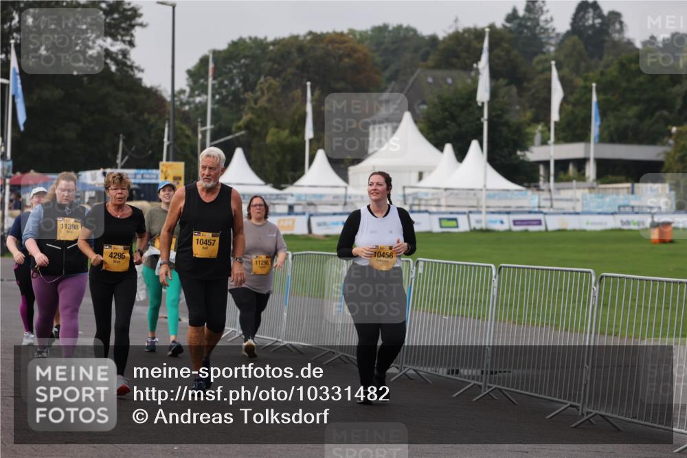 13.09.2026 - Kiel Lauf Andreas Tolksdorf http://msf.ph/oto/10331482 13.09.2026 09:34:38 Kiellinie 11398, 39, 4295, 10457, 0, 10456, 11296 meine-sportfotos.de