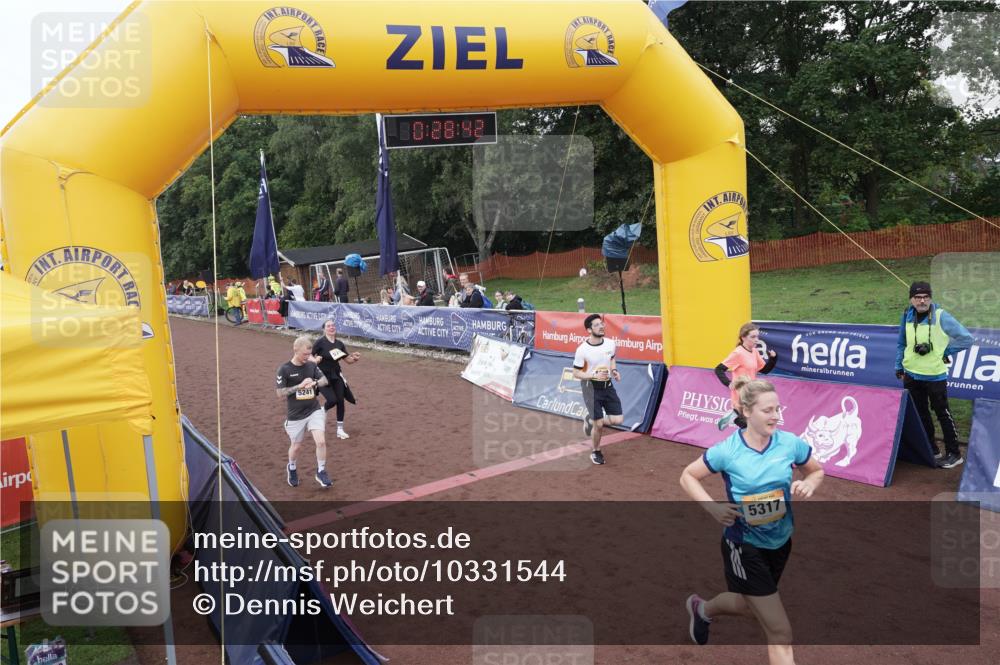 13.09.2026 - Airport Race Dennis Weichert http://msf.ph/oto/10331544 13.09.2026 10:29:15 Ziel 5079, 5089, 5113, 5151, 5241, 5243, 5314, 5317, 5452 meine-sportfotos.de