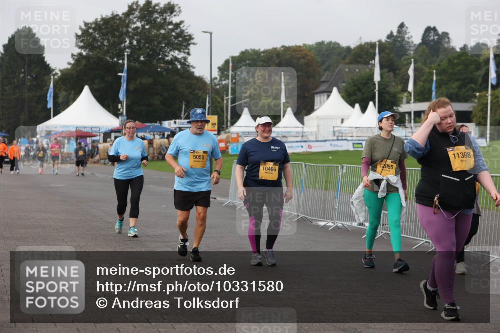 13.09.2026 - Kiel Lauf Andreas Tolksdorf http://msf.ph/oto/10331580 13.09.2026 09:34:45 Kiellinie 12055, 39, 11398, 39, 5050, 10466 meine-sportfotos.de