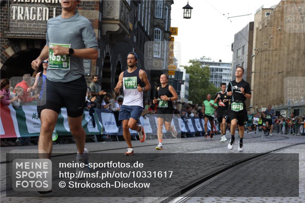 13.09.2026 - 21. swb-Marathon Bremen Strokosch-Dieckow http://msf.ph/oto/10331617 13.09.2026 13:15:33 Ziel 1664, 3357, 3743, 4111, 4382, 4992, 5003, 5149, 5294, 5385, 5417, 6011, 6351, 6521, 6773, 6902, 7190, 7432, 7497, 7515, 7717, 7730, 8086, 8254, 8255, 9253, 9338, 9363, 9483, 13137, 13139, 1033, 2733, 3119, 3422, 3536, 3689, 3836, 3991, 4573, 5533, 5588, 6162, 6515, 9029, 9475, 9777, 13249 meine-sportfotos.de