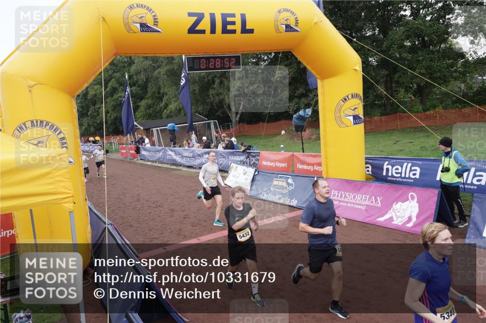 13.09.2026 - Airport Race Dennis Weichert http://msf.ph/oto/10331679 13.09.2026 10:29:26 Ziel 4110, 4111, 4118, 5038, 5243, 5259, 5343, 5432, 5433 meine-sportfotos.de