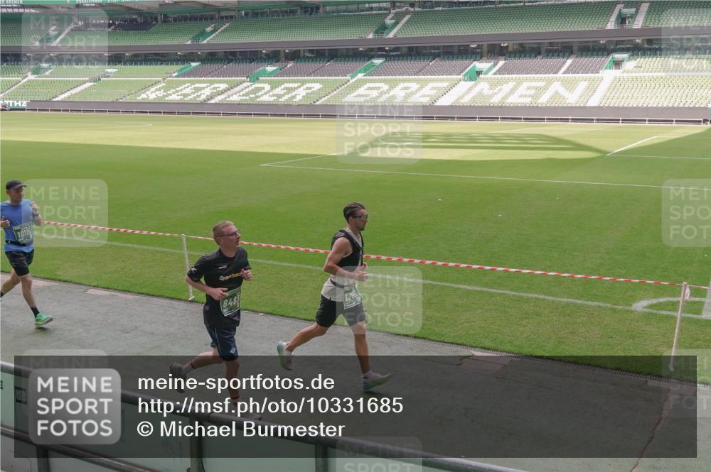 13.09.2026 - 21. swb-Marathon Bremen Michael Burmester http://msf.ph/oto/10331685 13.09.2026 13:03:24 Laufen im Stadion 150, 209, 210, 488, 596, 722, 725, 762, 881, 936, 940, 1014, 1163, 1250, 1343, 1458, 1460, 1479, 1611, 1649, 1653, 1771, 2223, 2276, 2292, 2345, 2364, 2378, 2421, 2434, 2513, 2625, 2666, 2668, 2779, 2851, 2891, 2900, 2934, 2977, 2987, 3013, 3044, 3114, 3135, 3163, 3164, 3187, 3248, 3258, 3294, 3334, 3360, 3402, 3454, 3460, 3496, 3510, 3576, 3579, 3585, 3597, 3603, 3618, 3721, 3846, 3852, 3859, 3893, 3938, 3970, 3983, 4000, 4077, 4133, 4506, 4558 meine-sportfotos.de