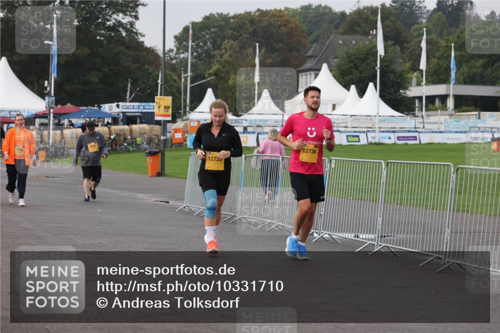 13.09.2026 - Kiel Lauf Andreas Tolksdorf http://msf.ph/oto/10331710 13.09.2026 09:35:06 Kiellinie 5493, 8443, 12735, 12736 meine-sportfotos.de
