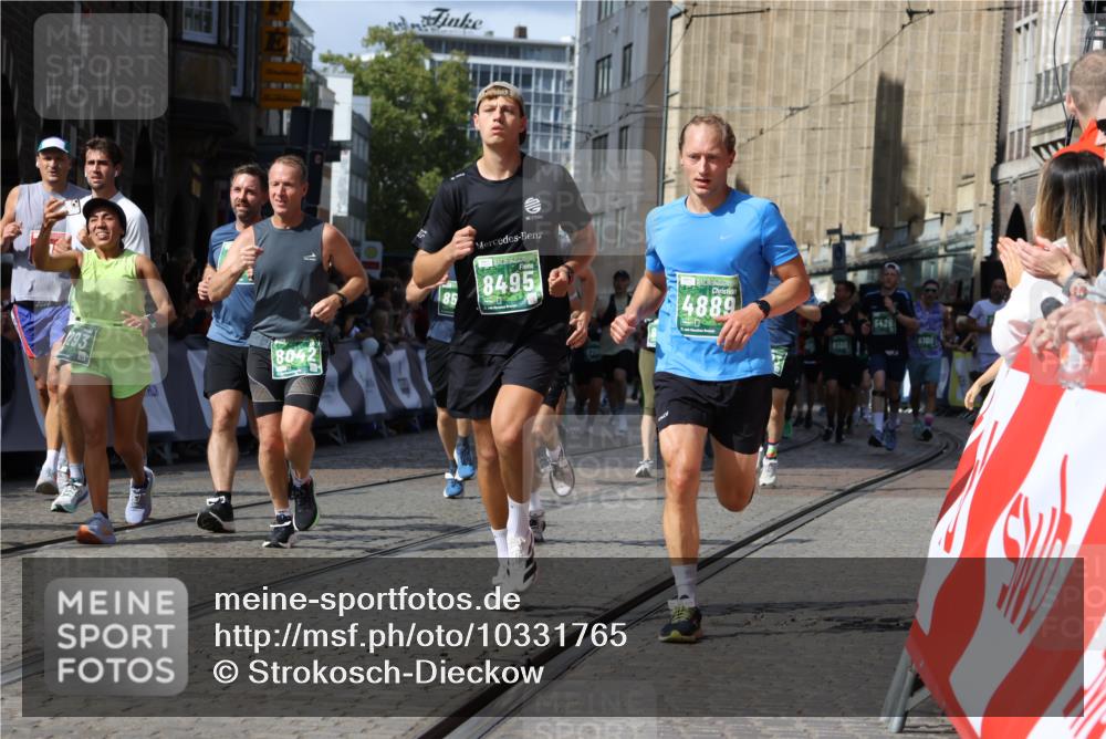 13.09.2026 - 21. swb-Marathon Bremen Strokosch-Dieckow http://msf.ph/oto/10331765 13.09.2026 13:31:32 Ziel 217, 1398, 1479, 2244, 2513, 2802, 3396, 3762, 3800, 4477, 4647, 5673, 5720, 5765, 5846, 6419, 6619, 6732, 7198, 7296, 7359, 7637, 7798, 7812, 7882, 8035, 8097, 8342, 8382, 8726, 9147, 9274, 9337, 9822, 9937, 9969, 9977, 13066, 310, 3115, 3239, 3244, 3278, 3858, 3989, 4164, 4273, 4692, 4998, 5158, 5363, 5426, 5899, 6062, 6100, 6193, 6213, 6354, 6581, 6602, 7032, 7260, 7608, 7941, 7964, 8042, 8078, 8166, 8205, 8206, 8364, 8495, 8522, 9033, 9293, 9568, 9903, 9914, 13151 meine-sportfotos.de