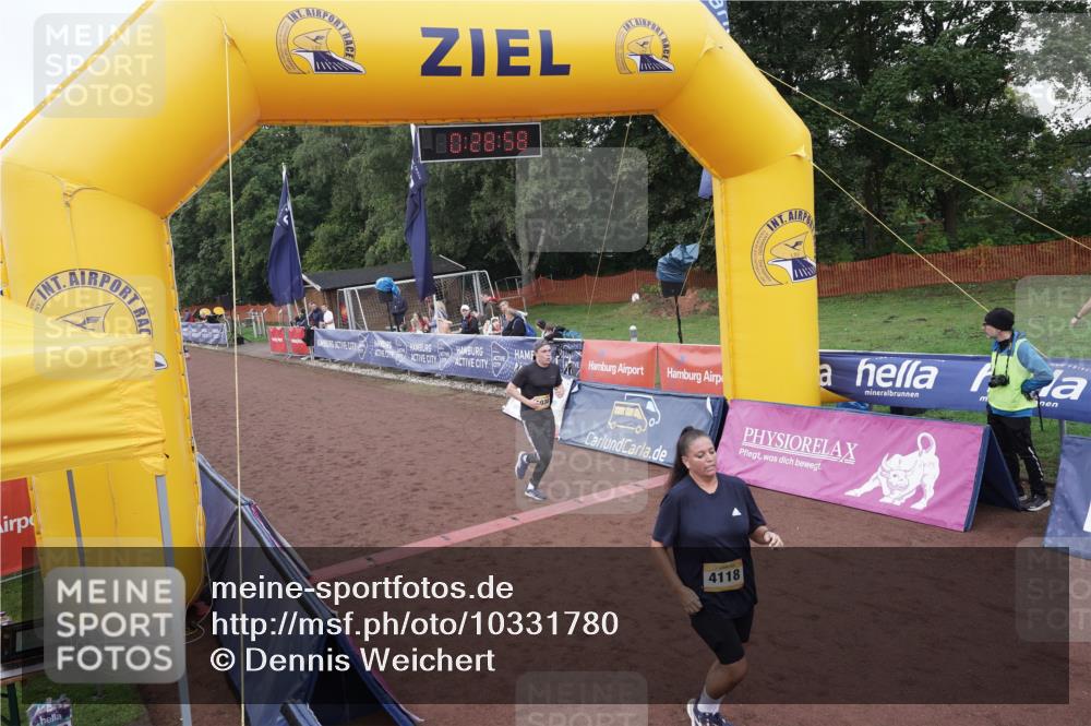 13.09.2026 - Airport Race Dennis Weichert http://msf.ph/oto/10331780 13.09.2026 10:29:32 Ziel 4110, 4111, 4118, 5038, 5259, 5269, 5348, 5436 meine-sportfotos.de