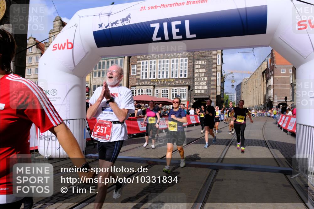 13.09.2026 - 21. swb-Marathon Bremen Tim E. http://msf.ph/oto/10331834 13.09.2026 11:04:38 Ziel 10182, 10245, 10291, 10526, 10613, 10755, 11214, 11215, 11221, 11248, 11336, 11410, 11720, 11726, 11740, 12009, 12276, 12929 meine-sportfotos.de