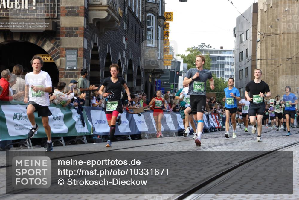 13.09.2026 - 21. swb-Marathon Bremen Strokosch-Dieckow http://msf.ph/oto/10331871 13.09.2026 13:15:42 Ziel 3357, 3743, 4111, 4646, 4663, 5003, 5385, 6011, 6526, 6773, 6902, 7291, 7346, 7497, 7515, 7717, 7730, 7992, 8086, 8254, 8255, 9253, 9483, 13137, 13139, 145, 982, 2733, 3119, 3422, 3689, 3836, 3991, 4823, 5474, 5588, 5913, 6481, 7307, 7413, 9122, 9278, 13149, 13249 meine-sportfotos.de