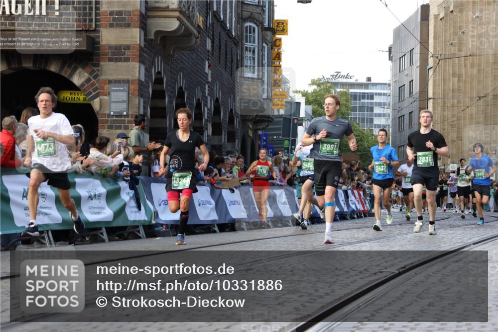 13.09.2026 - 21. swb-Marathon Bremen Strokosch-Dieckow http://msf.ph/oto/10331886 13.09.2026 13:15:42 Ziel 3357, 3743, 4111, 4646, 4663, 5003, 5385, 6011, 6526, 6773, 6902, 7291, 7346, 7497, 7515, 7717, 7730, 7992, 8086, 8254, 8255, 9253, 9483, 13137, 13139, 145, 982, 2733, 3119, 3422, 3689, 3836, 3991, 4823, 5474, 5588, 5913, 6481, 7307, 7413, 9122, 9278, 13149, 13249 meine-sportfotos.de