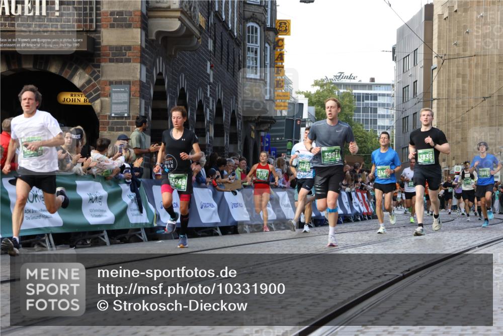 13.09.2026 - 21. swb-Marathon Bremen Strokosch-Dieckow http://msf.ph/oto/10331900 13.09.2026 13:15:42 Ziel 3357, 3743, 4111, 4646, 4663, 5003, 5385, 6011, 6526, 6773, 6902, 7291, 7346, 7497, 7515, 7717, 7730, 7992, 8086, 8254, 8255, 9253, 9483, 13137, 13139, 145, 982, 2733, 3119, 3422, 3689, 3836, 3991, 4823, 5474, 5588, 5913, 6481, 7307, 7413, 9122, 9278, 13149, 13249 meine-sportfotos.de