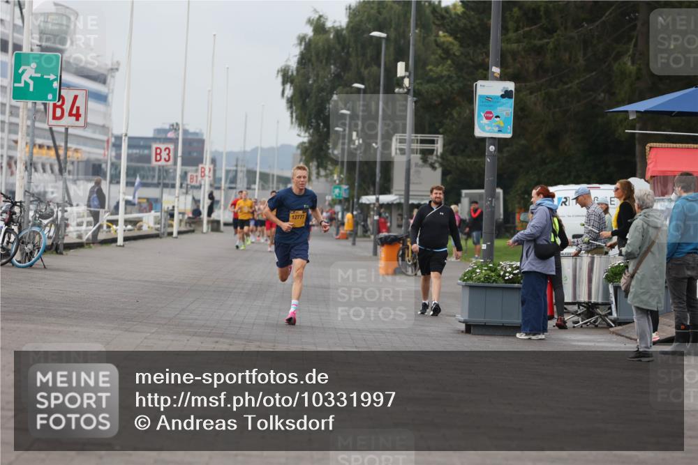 13.09.2026 - Kiel Lauf Andreas Tolksdorf http://msf.ph/oto/10331997 13.09.2026 09:50:55 Kiellinie 3, 4, 3, 12777, 1 meine-sportfotos.de