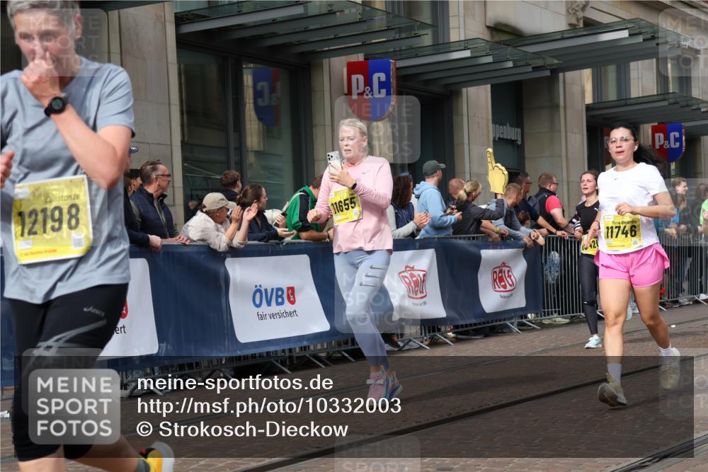 13.09.2026 - 21. swb-Marathon Bremen Strokosch-Dieckow http://msf.ph/oto/10332003 13.09.2026 11:03:24 Ziel 10090, 10091, 10152, 10327, 10357, 10420, 10429, 10569, 10796, 10902, 10918, 10950, 11211, 11325, 11411, 11451, 11595, 11655, 11746, 11868, 11967, 12074, 12504, 10092, 10150, 10187, 10195, 10237, 10309, 10528, 10531, 10598, 10715, 10724, 10727, 10904, 10959, 11070, 11493, 11598, 11676, 11773, 11830, 11836, 12068, 12184, 12185, 12214, 12421, 12432, 12483, 12611 meine-sportfotos.de