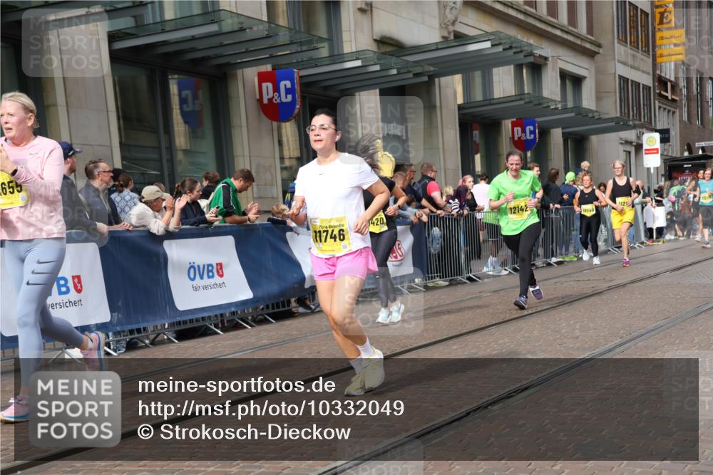 13.09.2026 - 21. swb-Marathon Bremen Strokosch-Dieckow http://msf.ph/oto/10332049 13.09.2026 11:03:24 Ziel 10090, 10091, 10152, 10327, 10357, 10420, 10429, 10569, 10796, 10902, 10918, 10950, 11211, 11325, 11411, 11451, 11595, 11655, 11746, 11868, 11967, 12074, 12504, 10092, 10150, 10187, 10195, 10237, 10309, 10528, 10531, 10598, 10715, 10724, 10727, 10904, 10959, 11070, 11493, 11598, 11676, 11773, 11830, 11836, 12068, 12184, 12185, 12214, 12421, 12432, 12483, 12611 meine-sportfotos.de