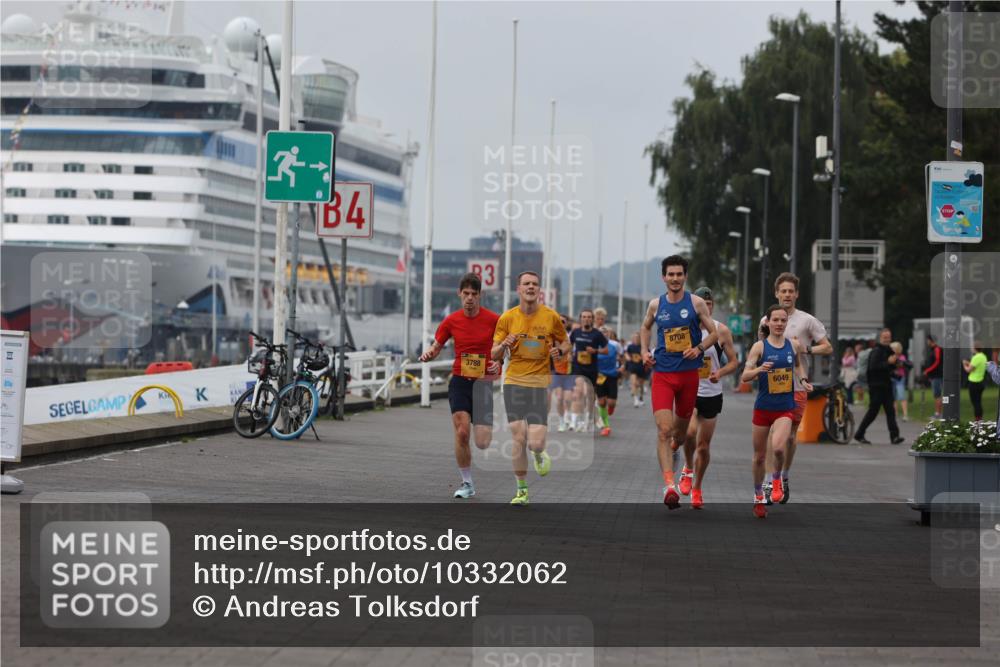 13.09.2026 - Kiel Lauf Andreas Tolksdorf http://msf.ph/oto/10332062 13.09.2026 09:51:12 Kiellinie 11, 15, 3, 4, 83, 3788, 8708, 6049 meine-sportfotos.de
