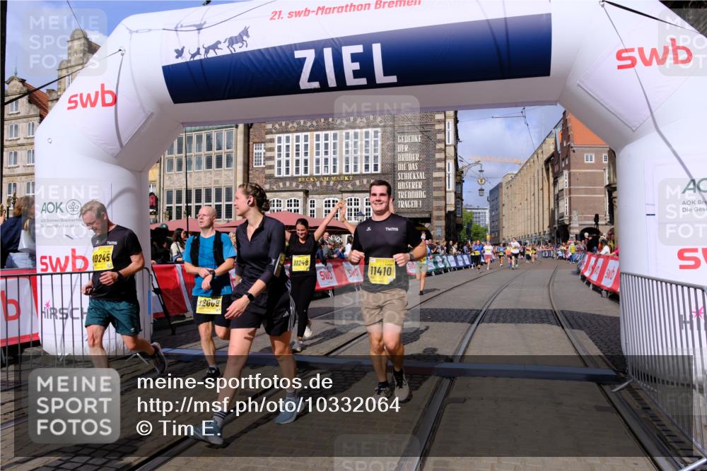 13.09.2026 - 21. swb-Marathon Bremen Tim E. http://msf.ph/oto/10332064 13.09.2026 11:04:41 Ziel 10160, 10182, 10245, 10291, 10526, 10613, 10711, 10755, 11214, 11215, 11221, 11248, 11336, 11410, 11720, 11740, 11761, 12009, 12929 meine-sportfotos.de