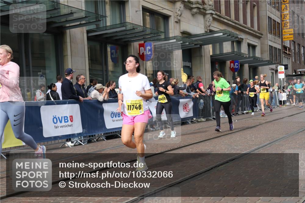 13.09.2026 - 21. swb-Marathon Bremen Strokosch-Dieckow http://msf.ph/oto/10332066 13.09.2026 11:03:25 Ziel 10090, 10091, 10152, 10327, 10357, 10403, 10420, 10429, 10569, 10796, 10902, 10918, 10950, 11149, 11211, 11325, 11411, 11451, 11511, 11595, 11655, 11746, 11868, 11967, 12074, 12504, 10092, 10150, 10187, 10195, 10237, 10309, 10528, 10531, 10598, 10724, 10727, 10904, 10959, 11070, 11493, 11598, 11676, 11773, 11830, 11836, 12068, 12184, 12185, 12214, 12483, 12611 meine-sportfotos.de