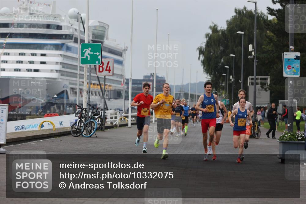 13.09.2026 - Kiel Lauf Andreas Tolksdorf http://msf.ph/oto/10332075 13.09.2026 09:51:12 Kiellinie 4, 3788, 8708, 6049 meine-sportfotos.de