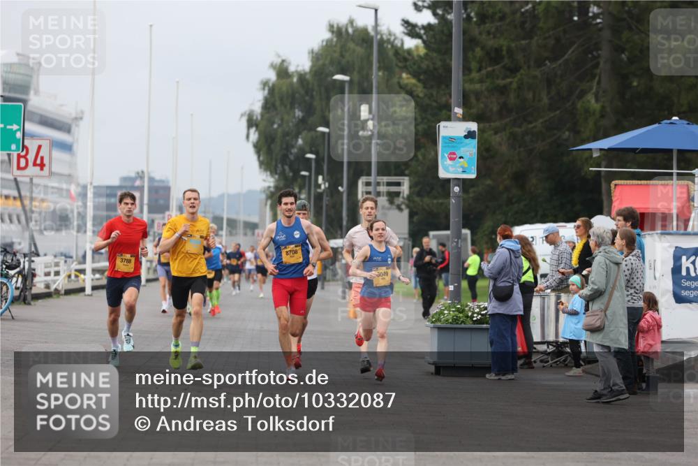 13.09.2026 - Kiel Lauf Andreas Tolksdorf http://msf.ph/oto/10332087 13.09.2026 09:51:13 Kiellinie 4, 3788, 8708, 6049 meine-sportfotos.de