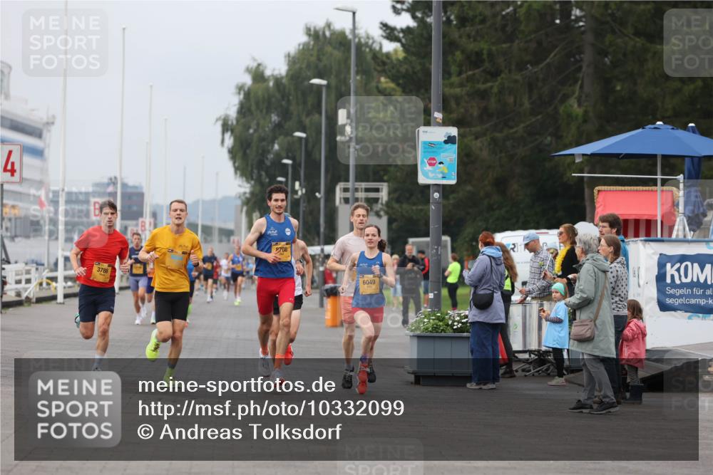 13.09.2026 - Kiel Lauf Andreas Tolksdorf http://msf.ph/oto/10332099 13.09.2026 09:51:13 Kiellinie 4, 3788, 8708, 6049 meine-sportfotos.de