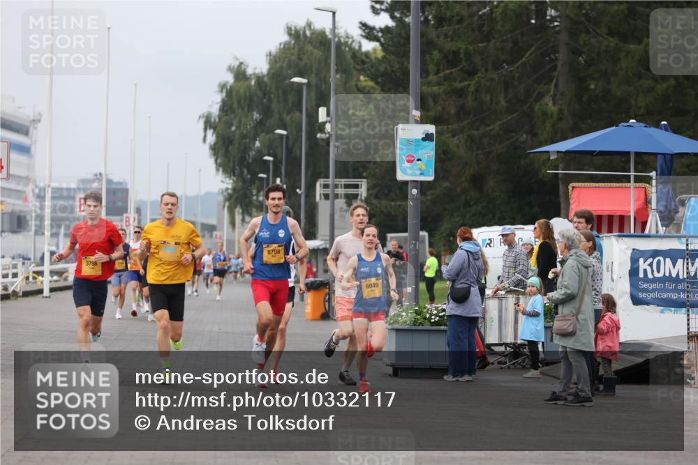 13.09.2026 - Kiel Lauf Andreas Tolksdorf http://msf.ph/oto/10332117 13.09.2026 09:51:13 Kiellinie 3788, 12149, 8708, 6049 meine-sportfotos.de