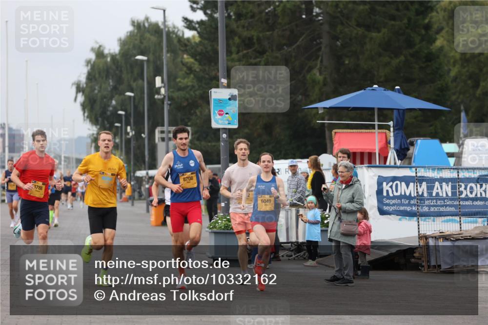 13.09.2026 - Kiel Lauf Andreas Tolksdorf http://msf.ph/oto/10332162 13.09.2026 09:51:14 Kiellinie 3788, 8708, 6049, 100 meine-sportfotos.de