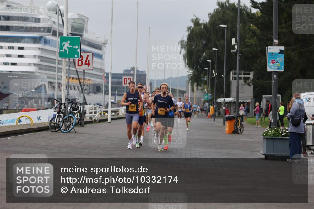 13.09.2026 - Kiel Lauf Andreas Tolksdorf http://msf.ph/oto/10332174 13.09.2026 09:51:20 Kiellinie 3, 4, 3, 12149, 9681 meine-sportfotos.de