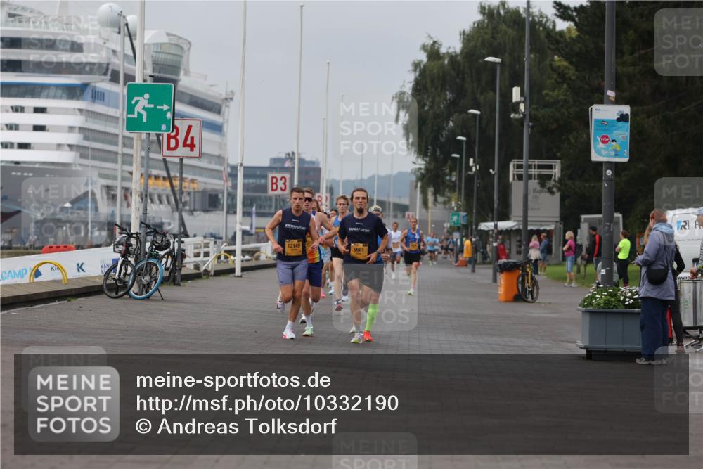 13.09.2026 - Kiel Lauf Andreas Tolksdorf http://msf.ph/oto/10332190 13.09.2026 09:51:20 Kiellinie 3, 4, 3, 12149, 9681 meine-sportfotos.de