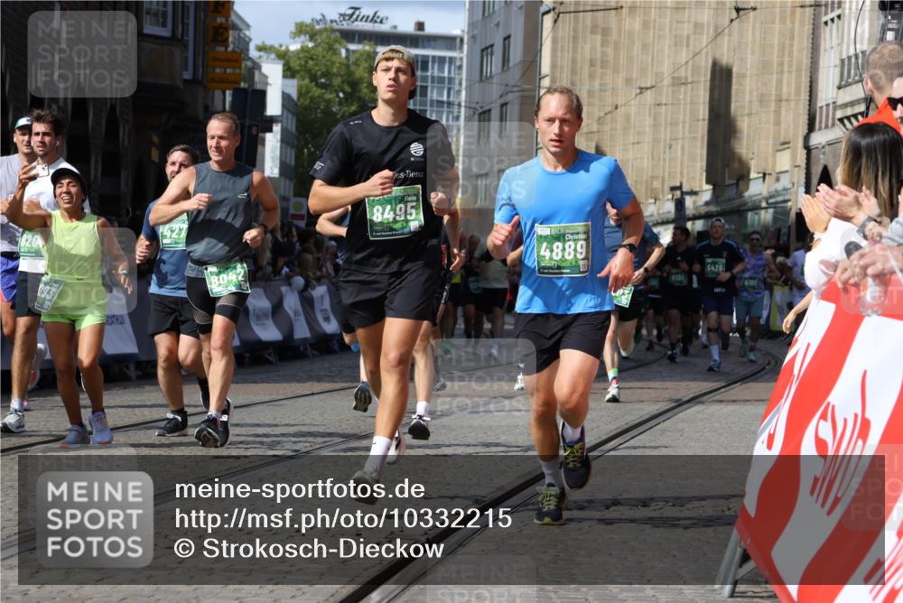 13.09.2026 - 21. swb-Marathon Bremen Strokosch-Dieckow http://msf.ph/oto/10332215 13.09.2026 13:31:32 Ziel 217, 1398, 1479, 2244, 2513, 2802, 3396, 3762, 3800, 4477, 4647, 5673, 5720, 5765, 5846, 6419, 6619, 6732, 7198, 7296, 7359, 7637, 7798, 7812, 7882, 8035, 8097, 8342, 8382, 8726, 9147, 9274, 9337, 9822, 9937, 9969, 9977, 13066, 310, 3115, 3239, 3244, 3278, 3858, 3989, 4164, 4273, 4692, 4998, 5158, 5363, 5426, 5899, 6062, 6100, 6193, 6213, 6354, 6581, 6602, 7032, 7260, 7608, 7941, 7964, 8042, 8078, 8166, 8205, 8206, 8364, 8495, 8522, 9033, 9293, 9568, 9903, 9914, 13151 meine-sportfotos.de