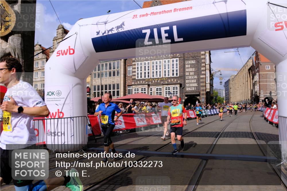 13.09.2026 - 21. swb-Marathon Bremen Tim E. http://msf.ph/oto/10332273 13.09.2026 11:04:48 Ziel 10160, 10245, 10526, 10711, 10755, 10877, 11114, 11214, 11215, 11248, 11364, 11410, 11592, 11720, 11740, 11761, 11991, 12009, 12929 meine-sportfotos.de