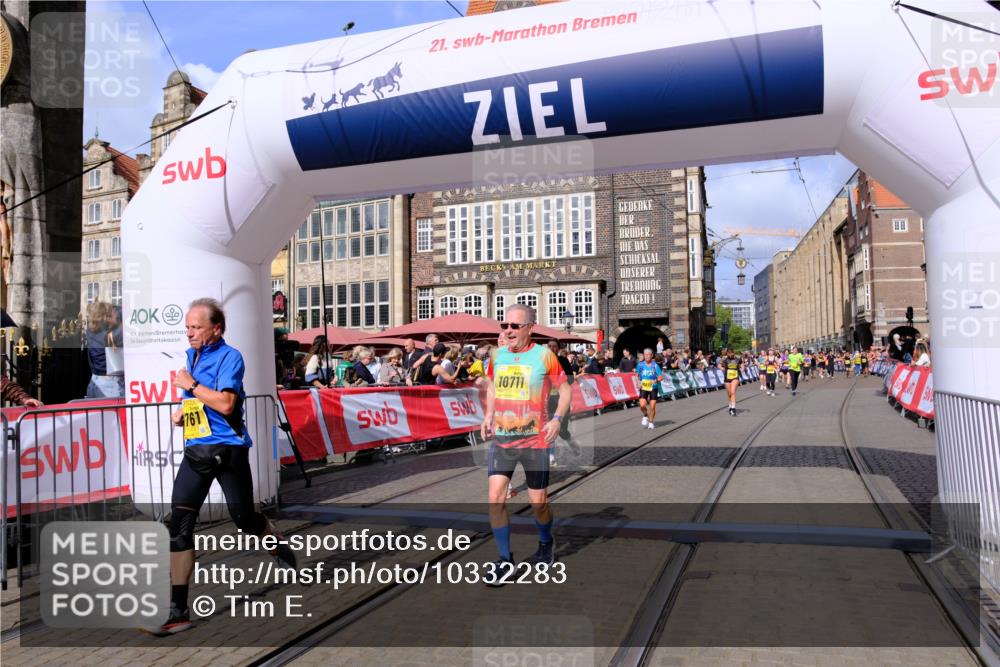 13.09.2026 - 21. swb-Marathon Bremen Tim E. http://msf.ph/oto/10332283 13.09.2026 11:04:49 Ziel 10160, 10245, 10526, 10711, 10755, 10877, 11114, 11214, 11215, 11248, 11364, 11410, 11592, 11740, 11761, 11991, 12009, 12929 meine-sportfotos.de