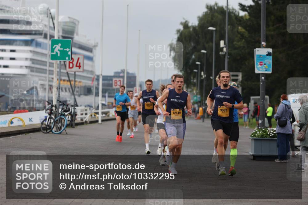 13.09.2026 - Kiel Lauf Andreas Tolksdorf http://msf.ph/oto/10332295 13.09.2026 09:51:23 Kiellinie 3, 4, 3, 12148, 12149, 9681 meine-sportfotos.de