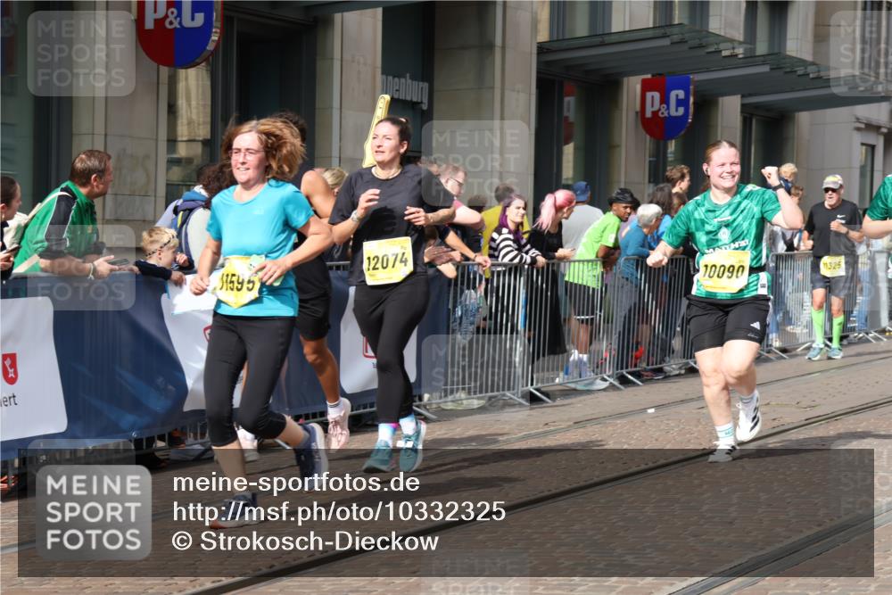 13.09.2026 - 21. swb-Marathon Bremen Strokosch-Dieckow http://msf.ph/oto/10332325 13.09.2026 11:03:31 Ziel 10090, 10091, 10152, 10327, 10357, 10403, 10429, 10569, 10607, 10659, 10720, 10796, 10918, 10950, 11149, 11319, 11325, 11451, 11470, 11471, 11511, 11595, 11618, 11868, 11967, 12074, 12140, 12260, 12392, 12433, 12504, 10092, 10150, 10187, 10195, 10237, 10309, 10420, 10724, 10902, 10904, 10959, 11211, 11411, 11598, 11655, 11746, 11773, 11830, 12068, 12184, 12185, 12611 meine-sportfotos.de