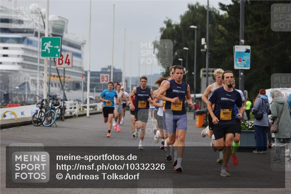 13.09.2026 - Kiel Lauf Andreas Tolksdorf http://msf.ph/oto/10332326 13.09.2026 09:51:24 Kiellinie 4, 3, 12148, 12149, 9681 meine-sportfotos.de