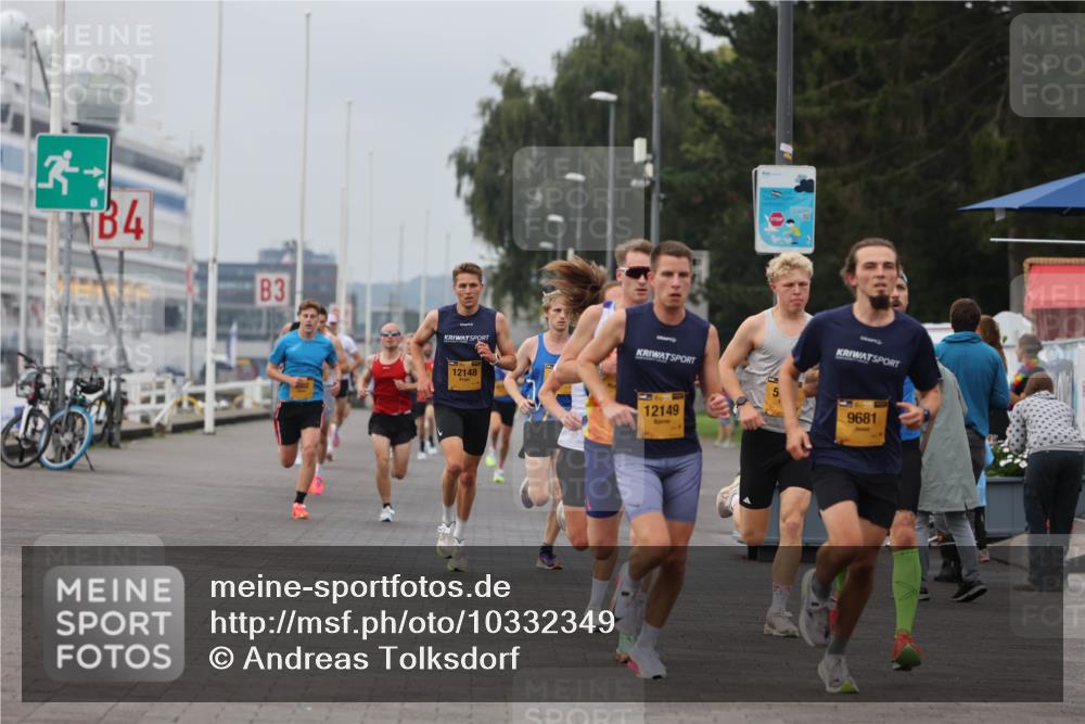 13.09.2026 - Kiel Lauf Andreas Tolksdorf http://msf.ph/oto/10332349 13.09.2026 09:51:24 Kiellinie 4, 3, 12148, 9681, 12149 meine-sportfotos.de