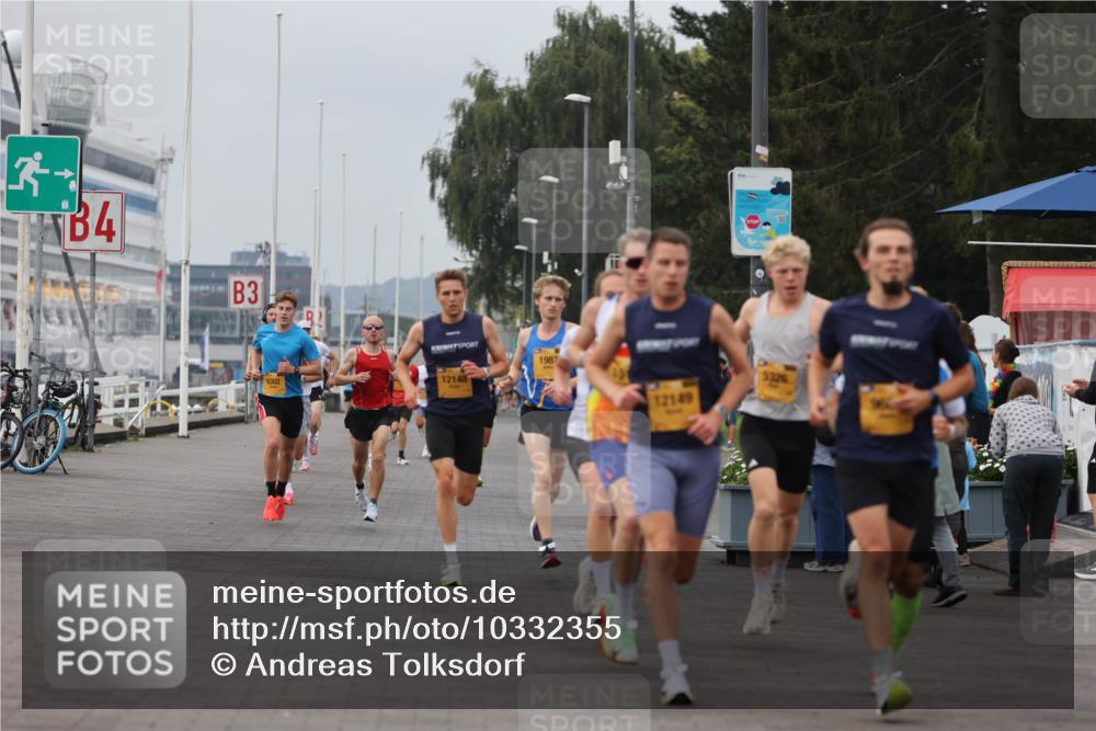13.09.2026 - Kiel Lauf Andreas Tolksdorf http://msf.ph/oto/10332355 13.09.2026 09:51:25 Kiellinie 3, 4, 3, 1987, 6302, 12148, 12149 meine-sportfotos.de