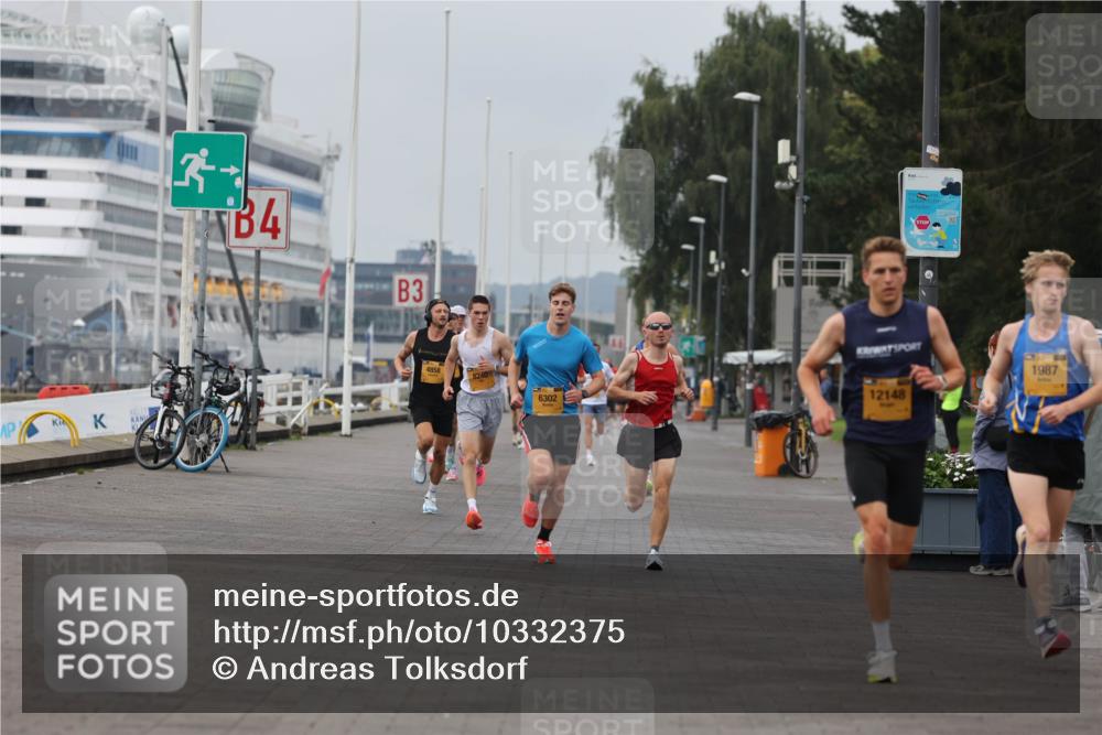 13.09.2026 - Kiel Lauf Andreas Tolksdorf http://msf.ph/oto/10332375 13.09.2026 09:51:27 Kiellinie 4, 3, 4858, 8240, 1987, 12148, 6302 meine-sportfotos.de