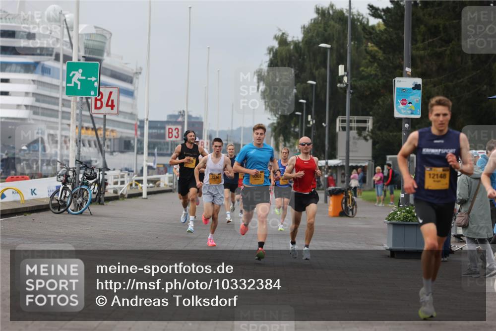 13.09.2026 - Kiel Lauf Andreas Tolksdorf http://msf.ph/oto/10332384 13.09.2026 09:51:27 Kiellinie 4, 3, 8240, 0302, 12148 meine-sportfotos.de