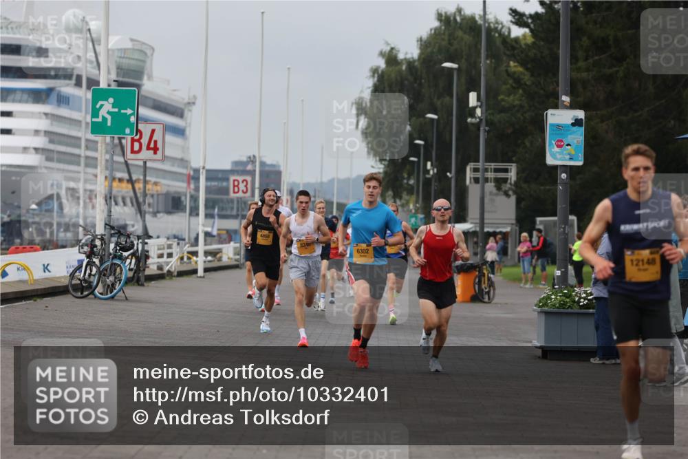 13.09.2026 - Kiel Lauf Andreas Tolksdorf http://msf.ph/oto/10332401 13.09.2026 09:51:28 Kiellinie 13, 4, 3, 4858, 8240, 6302, 500, 12148 meine-sportfotos.de