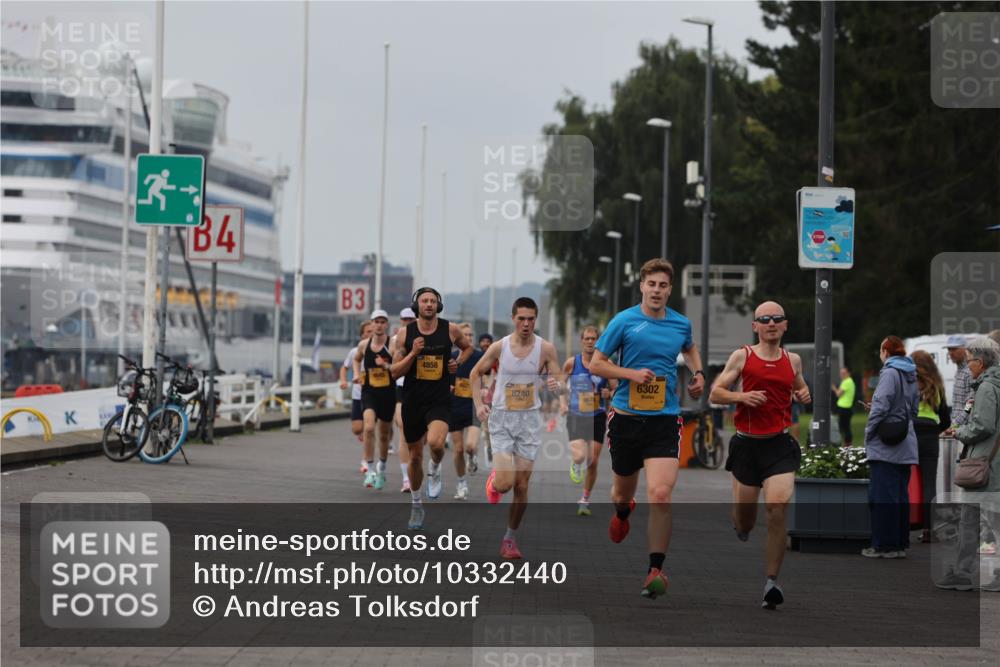 13.09.2026 - Kiel Lauf Andreas Tolksdorf http://msf.ph/oto/10332440 13.09.2026 09:51:29 Kiellinie 84, 3, 4858, 8240, 6302 meine-sportfotos.de