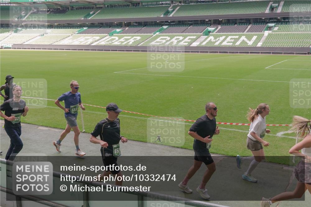 13.09.2026 - 21. swb-Marathon Bremen Michael Burmester http://msf.ph/oto/10332474 13.09.2026 13:04:30 Laufen im Stadion 178, 209, 210, 323, 488, 534, 536, 565, 596, 647, 725, 762, 881, 940, 1014, 1239, 1307, 1343, 1373, 1456, 1458, 1479, 1627, 1649, 1653, 1656, 1687, 1771, 1780, 1914, 1932, 1941, 2023, 2089, 2126, 2223, 2369, 2430, 2434, 2452, 2602, 2625, 2723, 2742, 2764, 2851, 2867, 2872, 2891, 2910, 2919, 2934, 2957, 2959, 2977, 2985, 3028, 3030, 3135, 3217, 3320, 3343, 3360, 3402, 3419, 3425, 3454, 3460, 3510, 3521, 3579, 3597, 3618, 3796, 3846, 3859, 3909, 242 meine-sportfotos.de