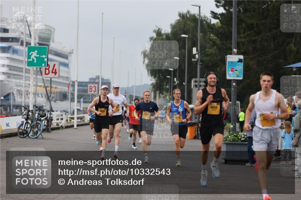 13.09.2026 - Kiel Lauf Andreas Tolksdorf http://msf.ph/oto/10332543 13.09.2026 09:51:32 Kiellinie 3, 4, 3, 4645, 47, 4621, 9678, 4858 meine-sportfotos.de