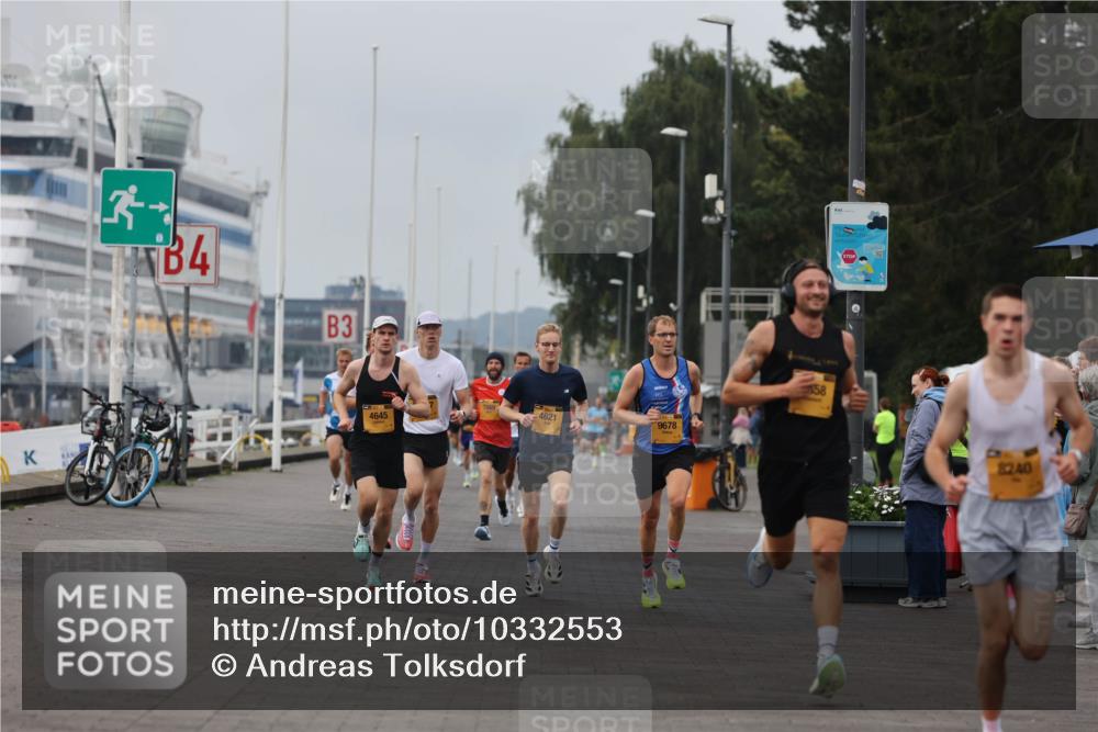 13.09.2026 - Kiel Lauf Andreas Tolksdorf http://msf.ph/oto/10332553 13.09.2026 09:51:32 Kiellinie 4, 3, 4621, 4645, 9678, 58, 8240 meine-sportfotos.de