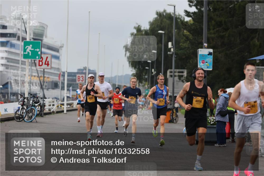 13.09.2026 - Kiel Lauf Andreas Tolksdorf http://msf.ph/oto/10332558 13.09.2026 09:51:32 Kiellinie 4, 3, 4621, 9678, 4645, 4858 meine-sportfotos.de