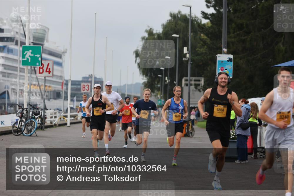 13.09.2026 - Kiel Lauf Andreas Tolksdorf http://msf.ph/oto/10332564 13.09.2026 09:51:32 Kiellinie 4, 3, 4645, 7069, 4621, 9678, 4858, 8240 meine-sportfotos.de