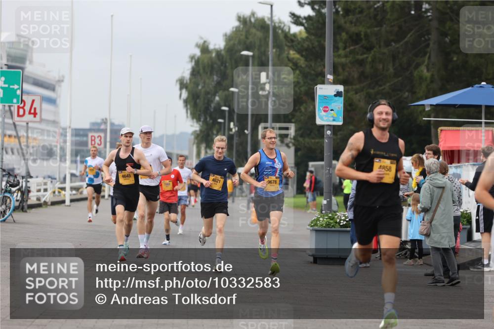 13.09.2026 - Kiel Lauf Andreas Tolksdorf http://msf.ph/oto/10332583 13.09.2026 09:51:33 Kiellinie 4, 3, 4645, 4621, 9678, 58 meine-sportfotos.de