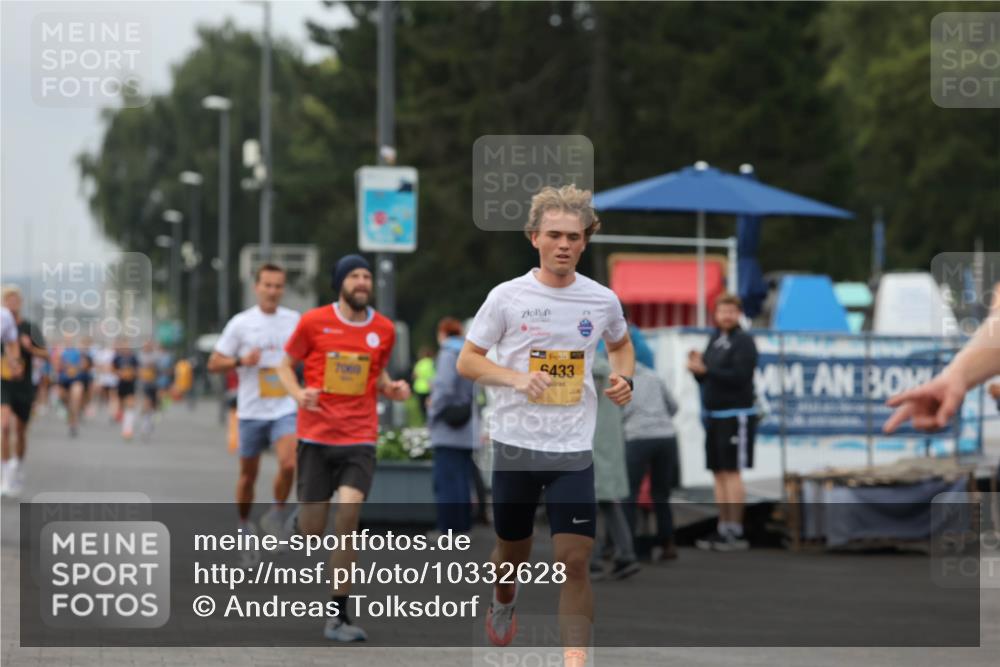 13.09.2026 - Kiel Lauf Andreas Tolksdorf http://msf.ph/oto/10332628 13.09.2026 09:51:39 Kiellinie 433 meine-sportfotos.de