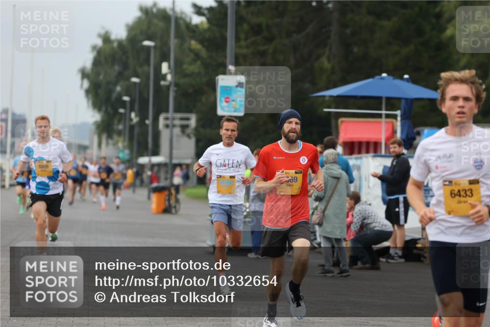 13.09.2026 - Kiel Lauf Andreas Tolksdorf http://msf.ph/oto/10332654 13.09.2026 09:51:40 Kiellinie 8809, 38, 69, 0, 6433 meine-sportfotos.de
