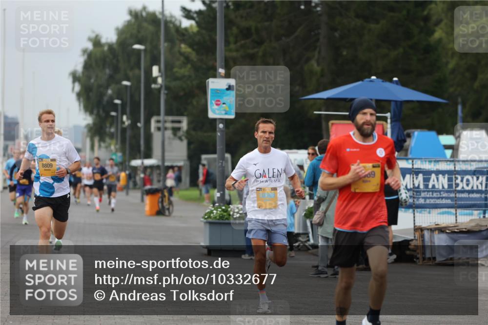 13.09.2026 - Kiel Lauf Andreas Tolksdorf http://msf.ph/oto/10332677 13.09.2026 09:51:41 Kiellinie 8809, 09 meine-sportfotos.de