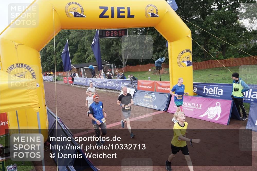 13.09.2026 - Airport Race Dennis Weichert http://msf.ph/oto/10332713 13.09.2026 10:30:23 Ziel 4064, 4097, 4100, 4130, 5067, 5075, 5156, 5266, 5267, 5296, 5307, 5390, 5416, 5419, 5471 meine-sportfotos.de