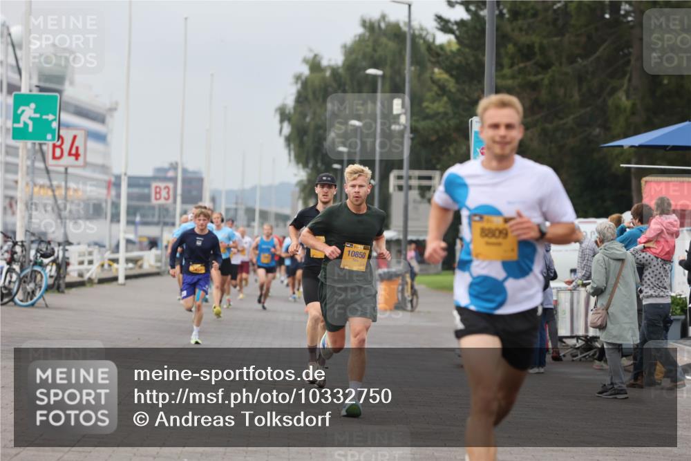 13.09.2026 - Kiel Lauf Andreas Tolksdorf http://msf.ph/oto/10332750 13.09.2026 09:51:44 Kiellinie 4, 3, 10850, 8809 meine-sportfotos.de